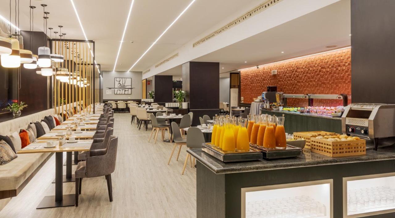 Hotel Ilunion Málaga Extérieur photo