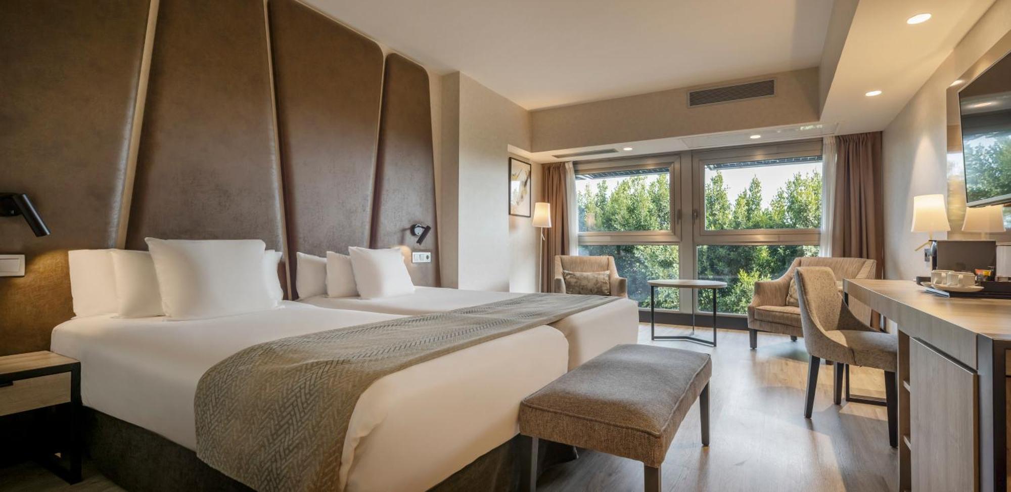 Hotel Ilunion Málaga Extérieur photo