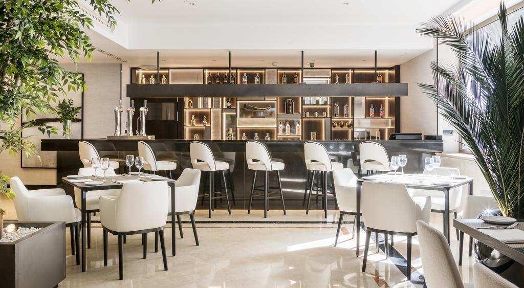 Hotel Ilunion Málaga Extérieur photo